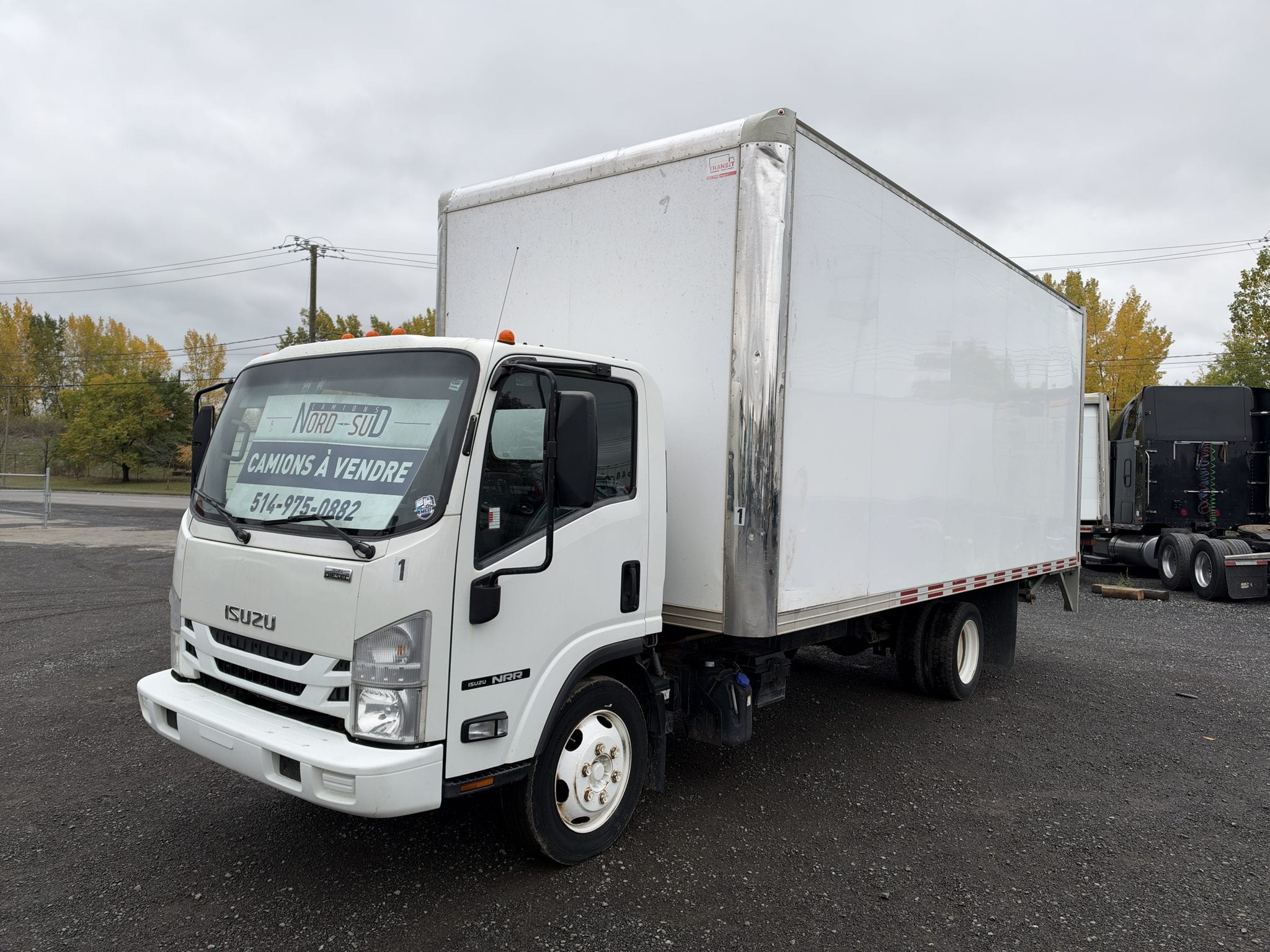 2020 Isuzu NRR Boîte 8 pi de haut, hayon, porte roll-up