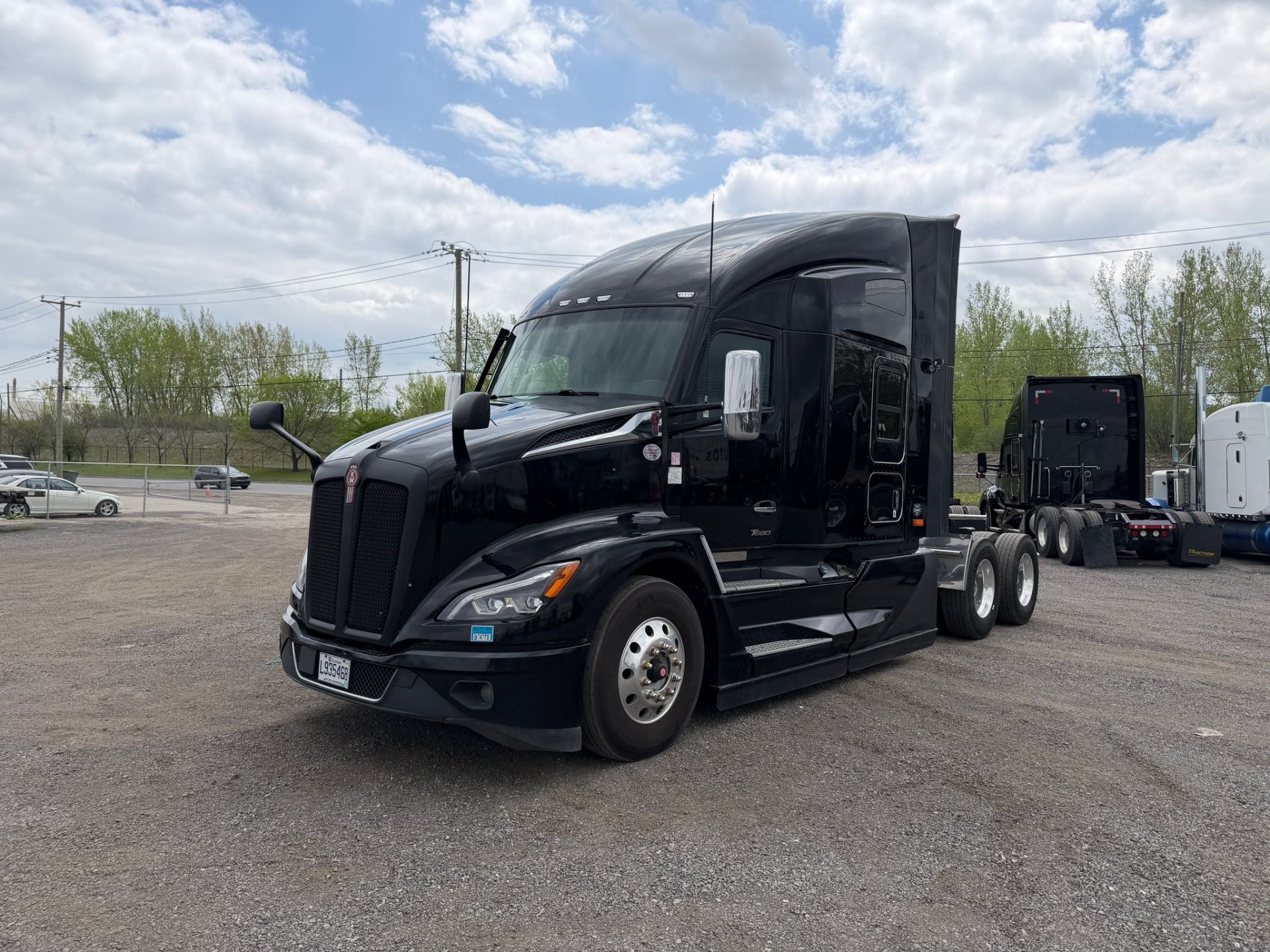 2023 Kenworth T680 Sleeper MOTEUR CUMMINS NEUF 0KM 1 sur 14